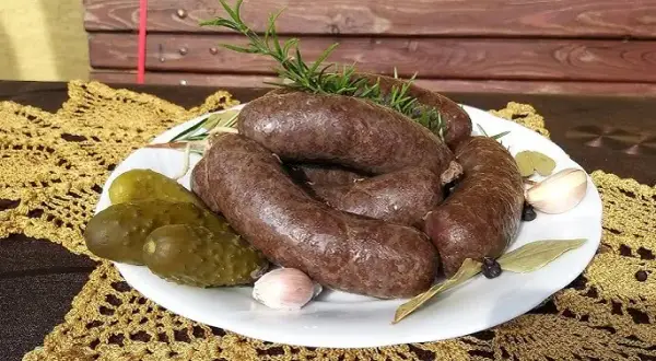 Ile suszonej krwi do kaszanki, aby uniknąć kluch i uzyskać idealny smak?