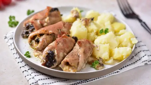 Pieczone schabowe z pieczarkami: Soczysty przepis krok po kroku