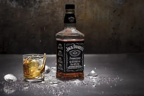 Bourbon: Smak, aromat i sekrety produkcji. Twój przewodnik